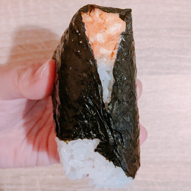 【大阪】オープン直後から行列!具材たっぷりでリピート間違いなしの「おにぎり専門店」