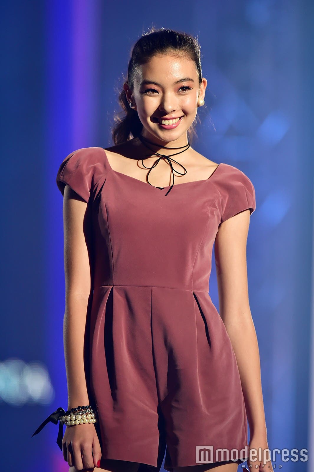 MOET(C)モデルプレス