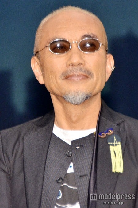 映画「エイトレンジャー2」の完成披露試写会舞台挨拶に出席した竹中直人