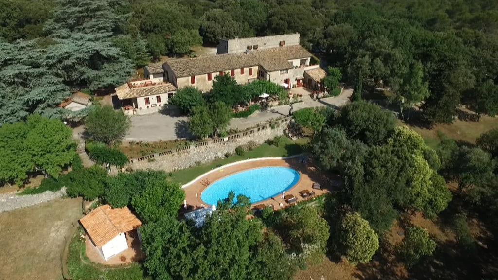 南仏の古民家ホテル／画像提供：毎日放送