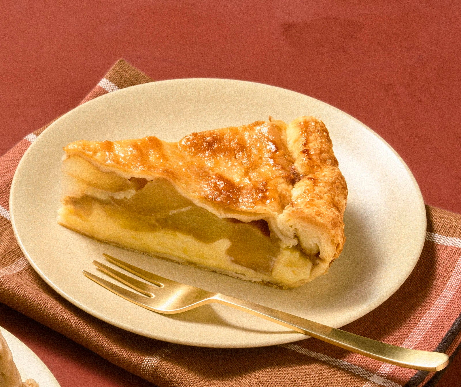 「青森県産 紅玉のカスタードアップルパイ」も同日登場／画像提供：スターバックス コーヒー ジャパン