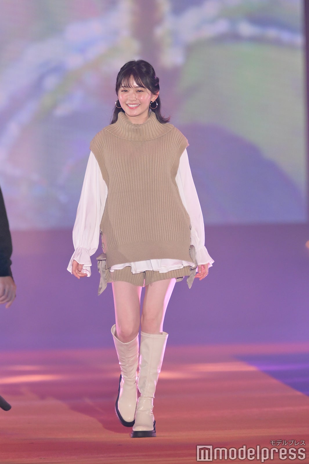 （C）モデルプレス