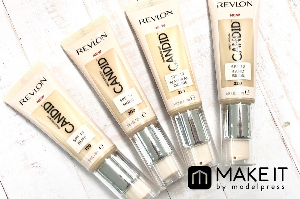 レブロン／フォトレディ キャンディッド ファンデーション (C)メイクイット