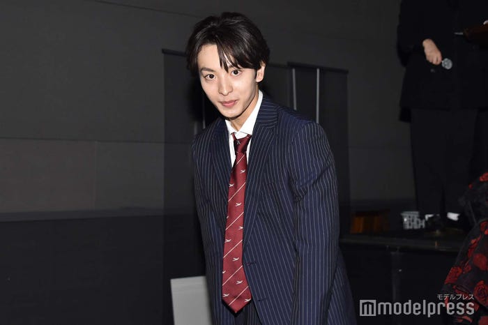 客席を歩く木村慧人 (C)モデルプレス