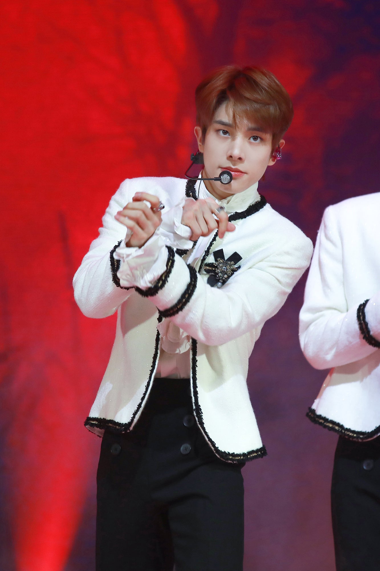 JAKE（C）BELIFT LAB