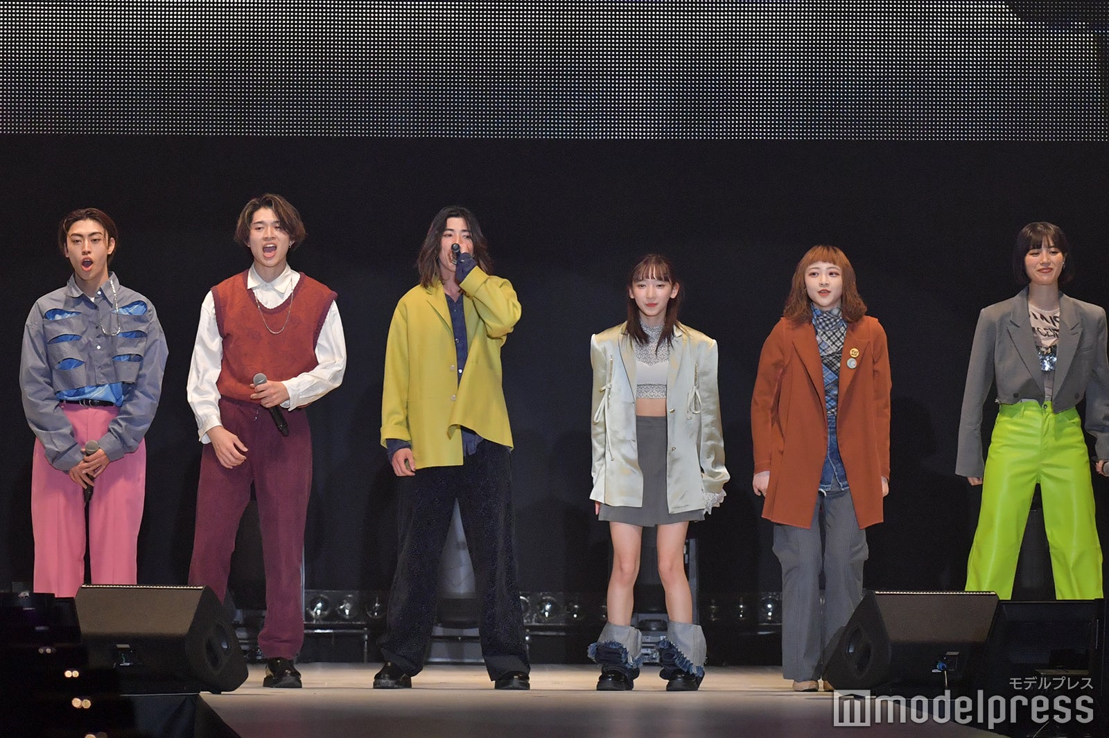 BiTE A SHOCK（C）モデルプレス