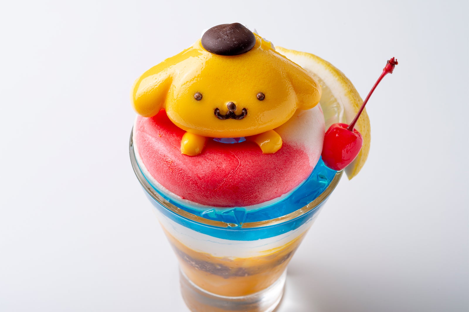 プカプカプリンパフェ1,450円／画像提供：ソルト・コンソーシアム