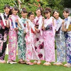「七夕撮影会」に出席したX21の(左から)小澤奈々花、細井友里加、白鳥羽純、井頭愛海、吉本実憂、籠谷さくら、末永真唯、泉川美穂