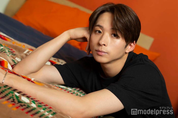 澤本夏輝(C)モデルプレス