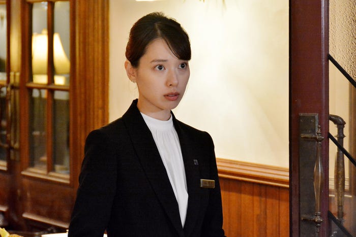 戸田恵梨香/「崖っぷちホテル!」第9話より(C)日本テレビ