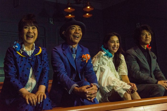 Tds新アトラクション ニモ フレンズ シーライダー オープン ドリー 声優陣も体験 興奮して大騒ぎ モデルプレス Tds新アトラクション ニモ フレンズ シーライダー オープン ドリー 声優陣も体験 興奮して大騒ぎ モデルプレス