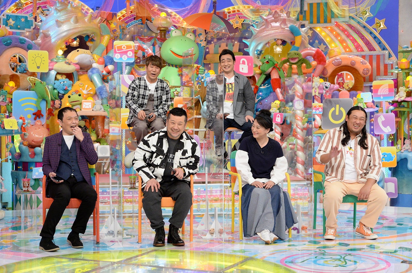 （上段左から）藤本敏史、斉藤慎二（下段左から）礼二、ケンドーコバヤシ、友近、秋山竜次 （C）テレビ朝日