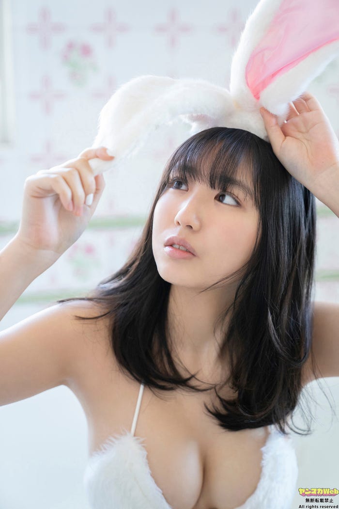 沢口愛華(C)佐藤佑一/ヤンマガWeb