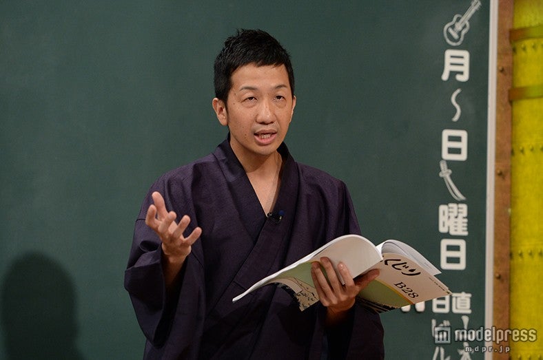 波田陽区先生による“自分がイタイ奴だと気づかずに社会で孤立しないための授業”番組の様子（C）テレビ朝日