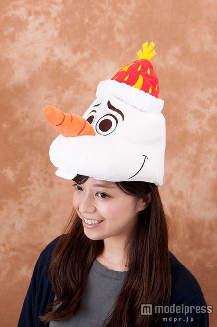 2パーク共通:ファンキャップ着用イメージ(C)Disney