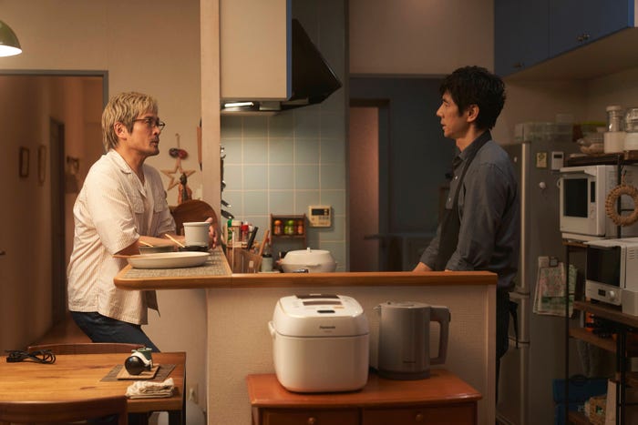 内野聖陽、西島秀俊「きのう何食べた? season2」第10話より(C)「きのう何食べた? season2」製作委員会(C)よしながふみ/講談社