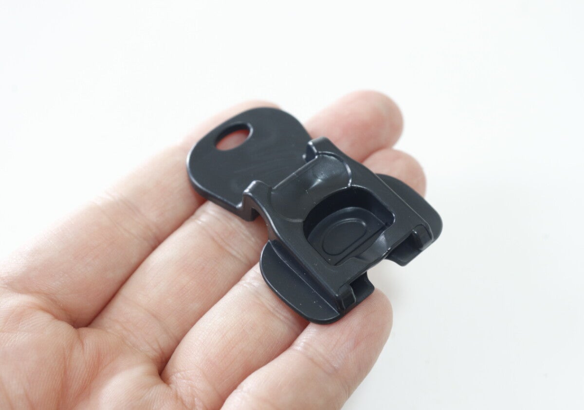 「一度開けてもまた蓋できるの！？」SNSでも話題の100均の黒いマーカー