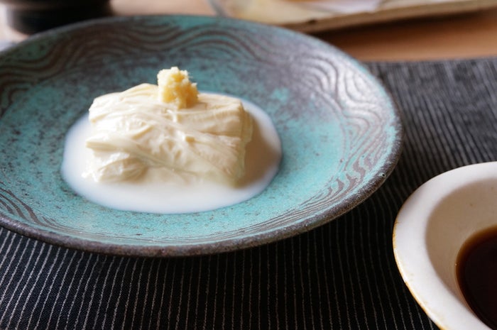 やわらかなゆばをしょうが醤油でさっぱりといただく「ひきあげゆば」/提供画像