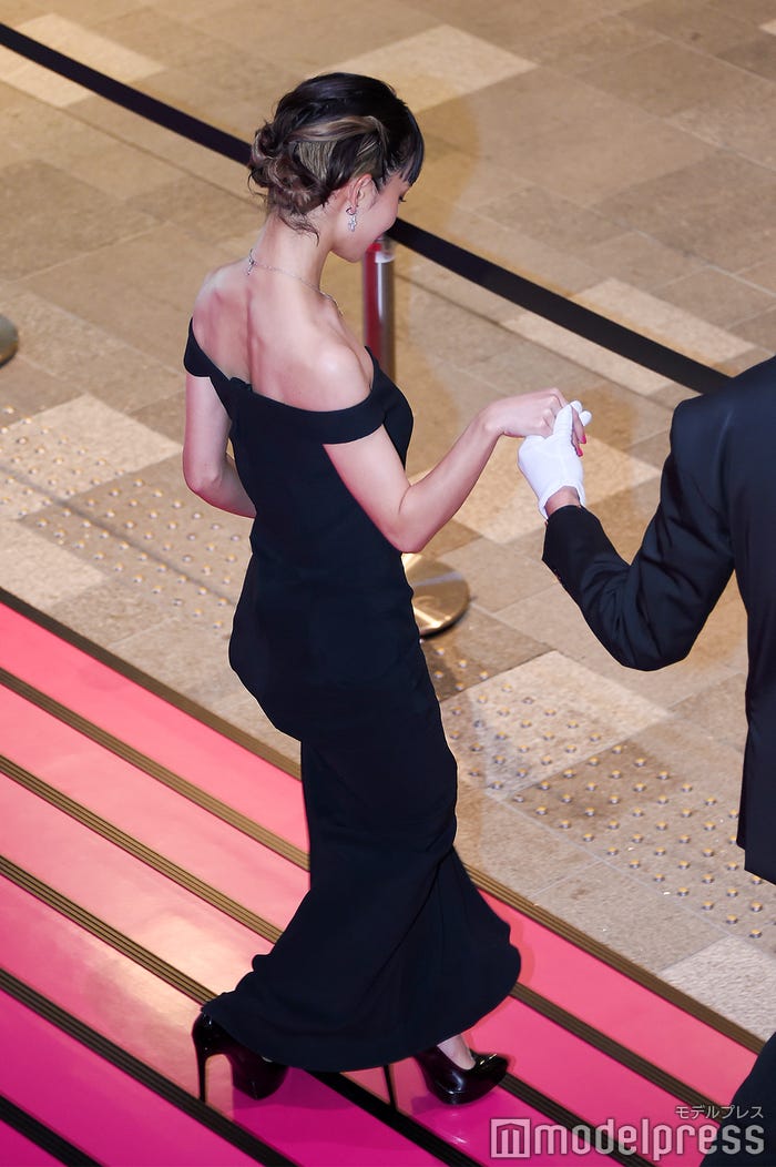 剛力彩芽(C)モデルプレス