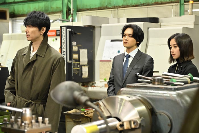 長谷川博己、北村匠海、堀田真由「アンチヒーロー」より(C)TBS