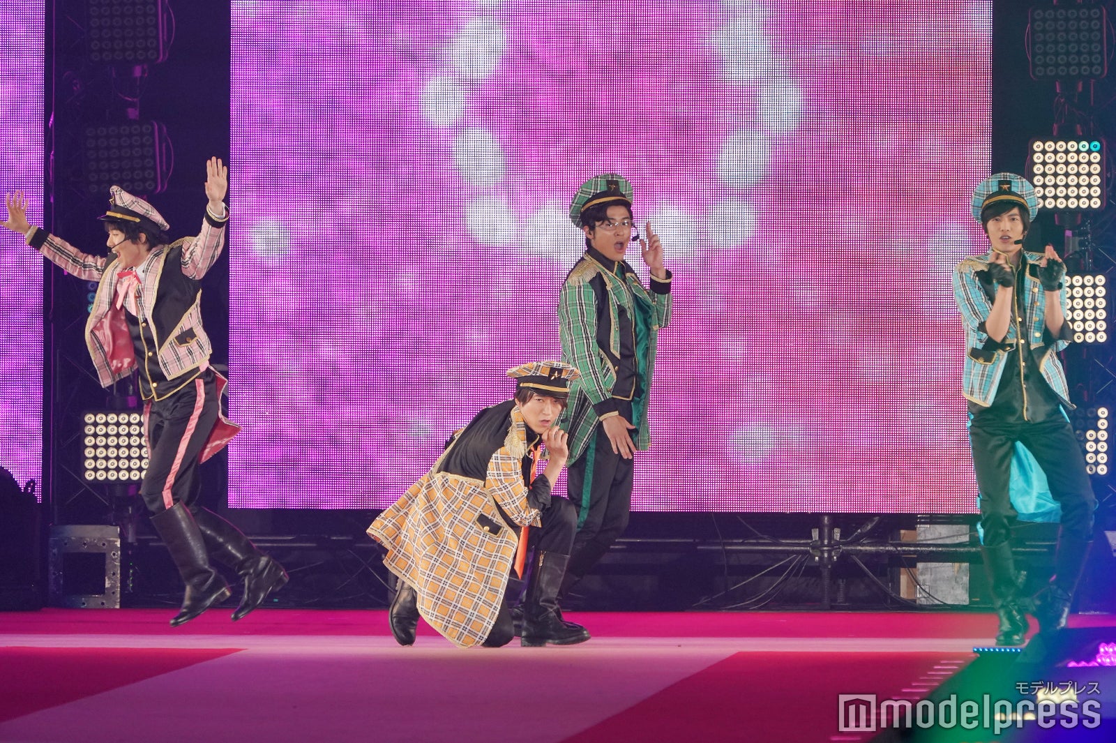 ドルメンX （C）モデルプレス