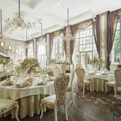 モノクロ・ゴシック スイーツパーティー/画像提供:ベストブライダル