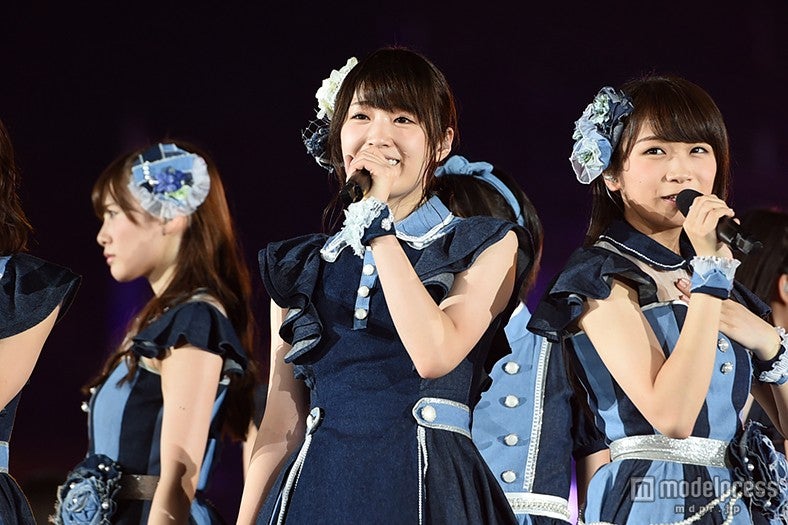 高山一実、秋元真夏