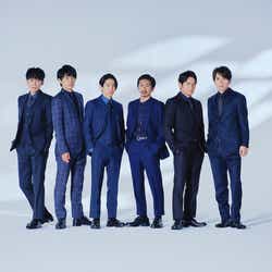 V6三宅健 チャリtシャツ タックイン の着こなしが おしゃれ 可愛い と話題 24時間テレビ43 モデルプレス V6三宅健 チャリtシャツ タックイン の着こなしが おしゃれ 可愛い と話題 24時間テレビ43 モデルプレス