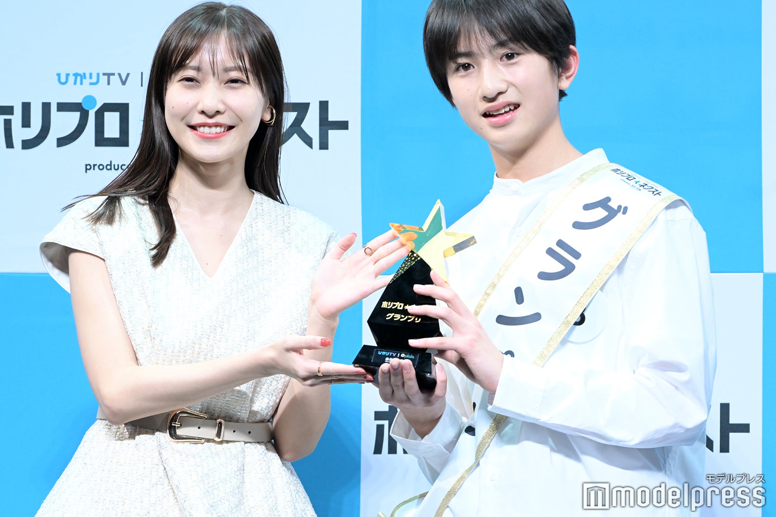 佐野ひなこ、石原颯也くん（C）モデルプレス