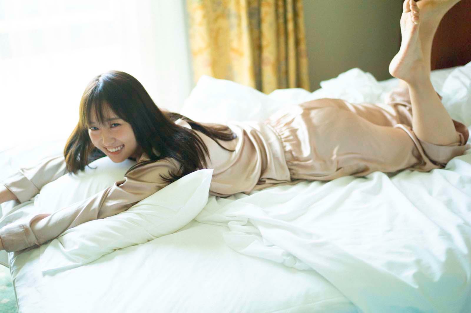 菅井友香（C）細居幸次郎／集英社