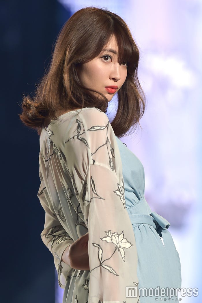 小嶋陽菜(C)モデルプレス