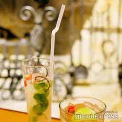 (C)モデルプレス