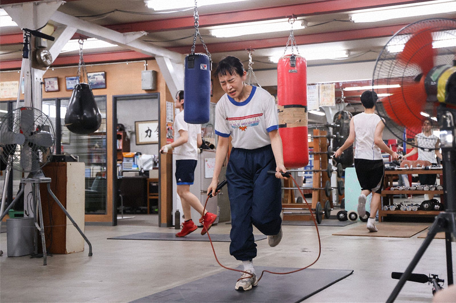 奈緒「あのクズを殴ってやりたいんだ」第2話（C）TBS