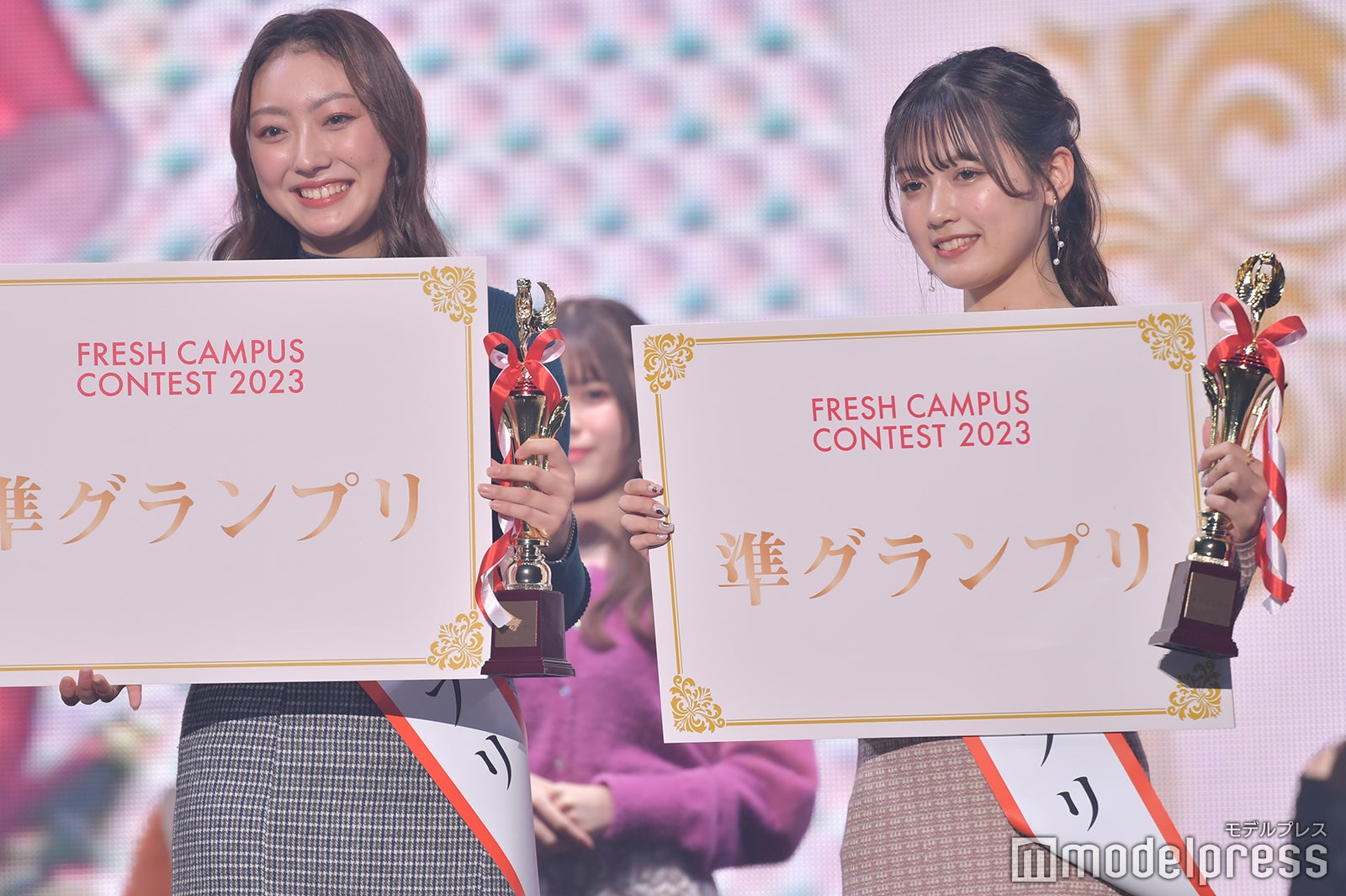 瀧下鈴さん、花田愛実さん（C）モデルプレス