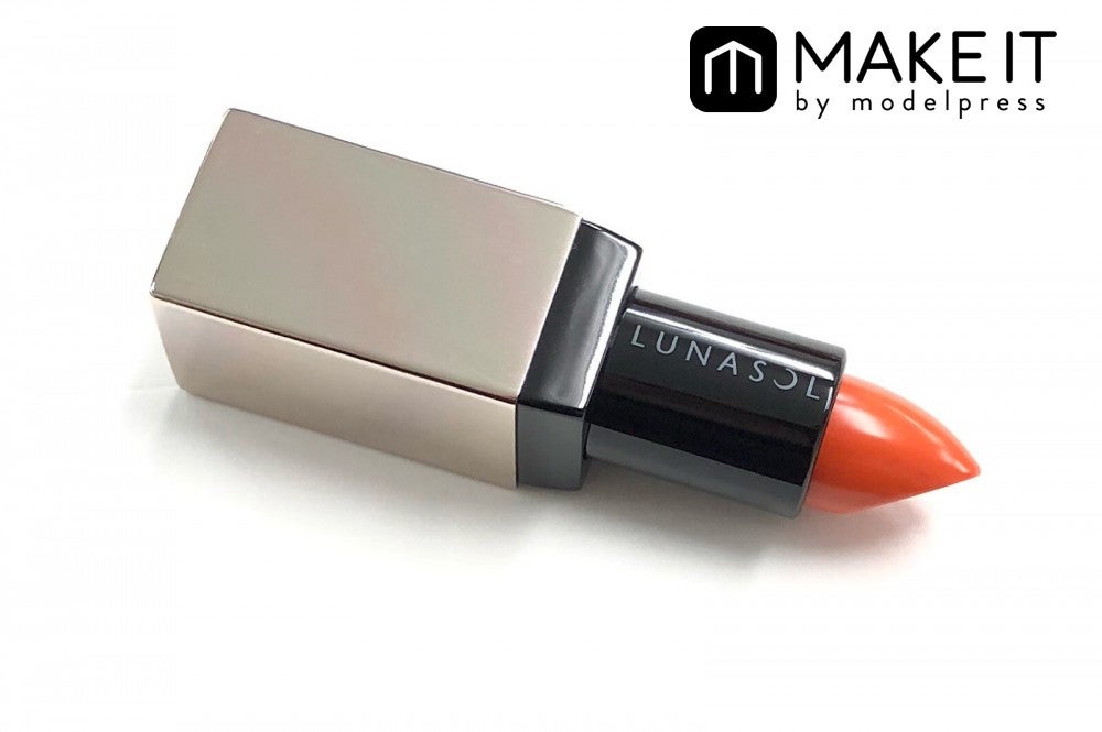 LUNASOL／シームレスマットリップス／04／3,800円（税抜）／カネボウ化粧品 (C)メイクイット