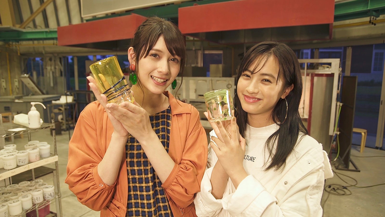 アンジェラ芽衣、玖瑠実（提供写真）