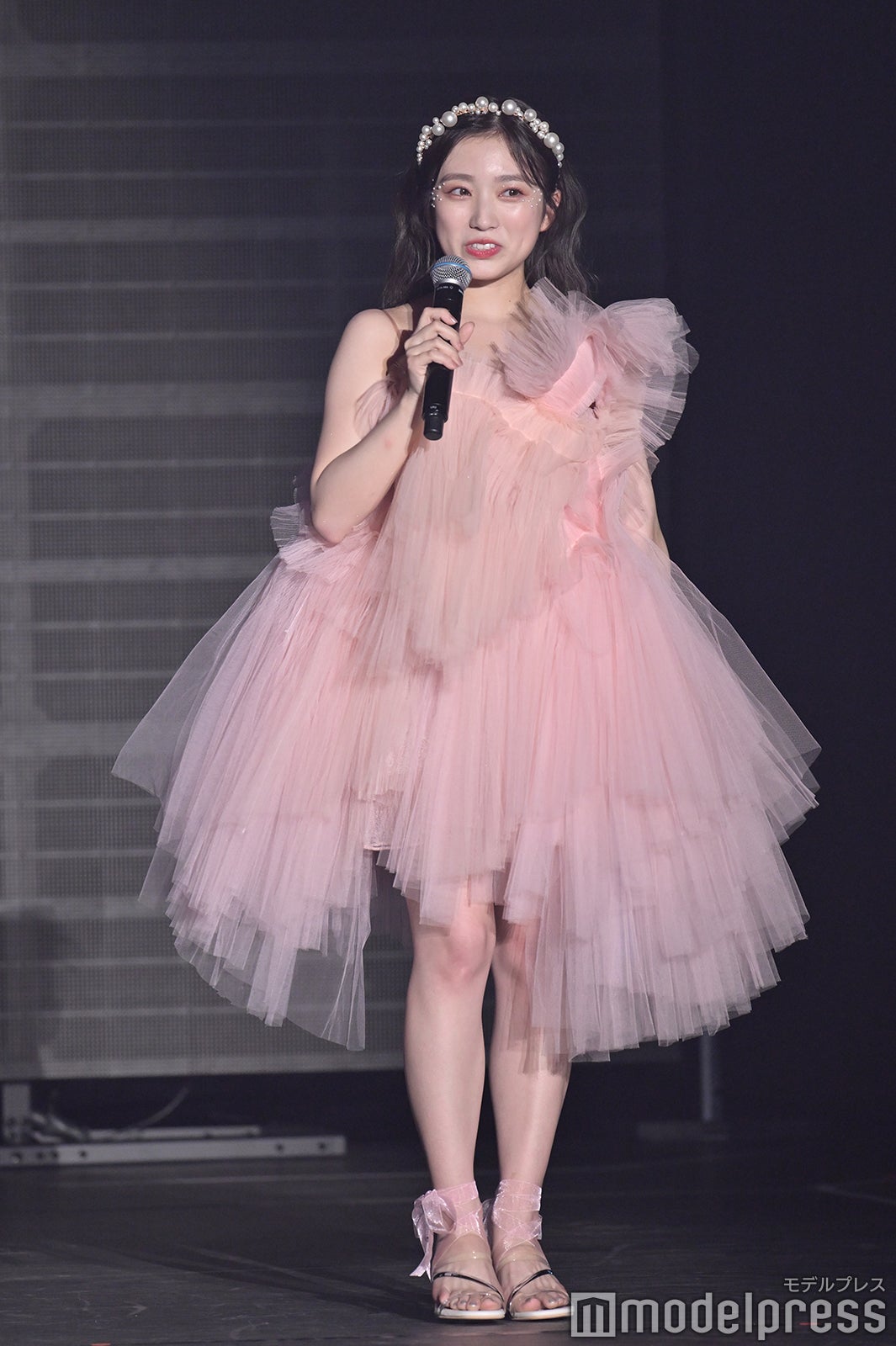 矢吹奈子（C）モデルプレス