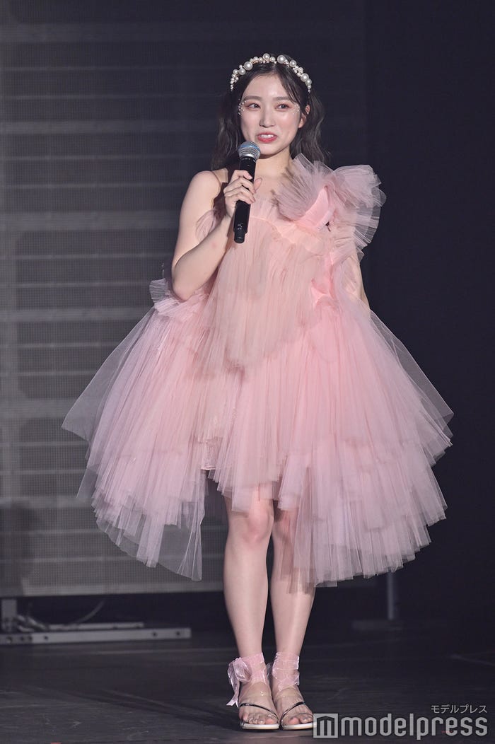 矢吹奈子(C)モデルプレス