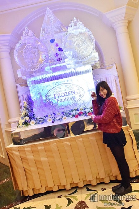 氷彫刻／モデル：矢内美麻理