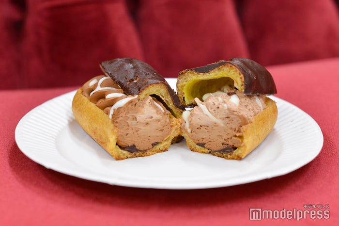 クワトロチョコエクレア(C)モデルプレス