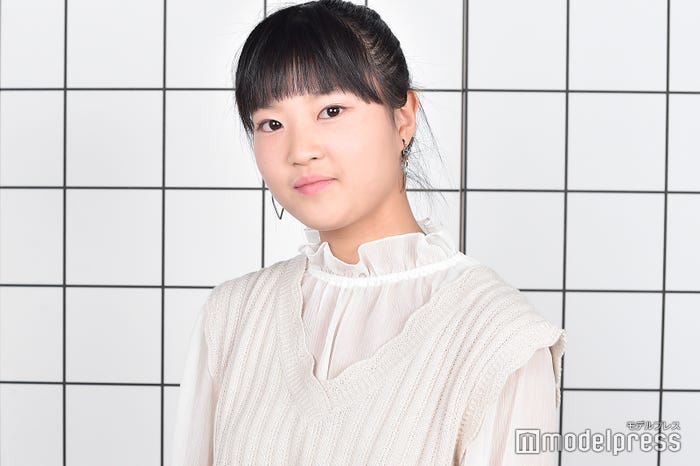 荒井栞里さん(C)モデルプレス