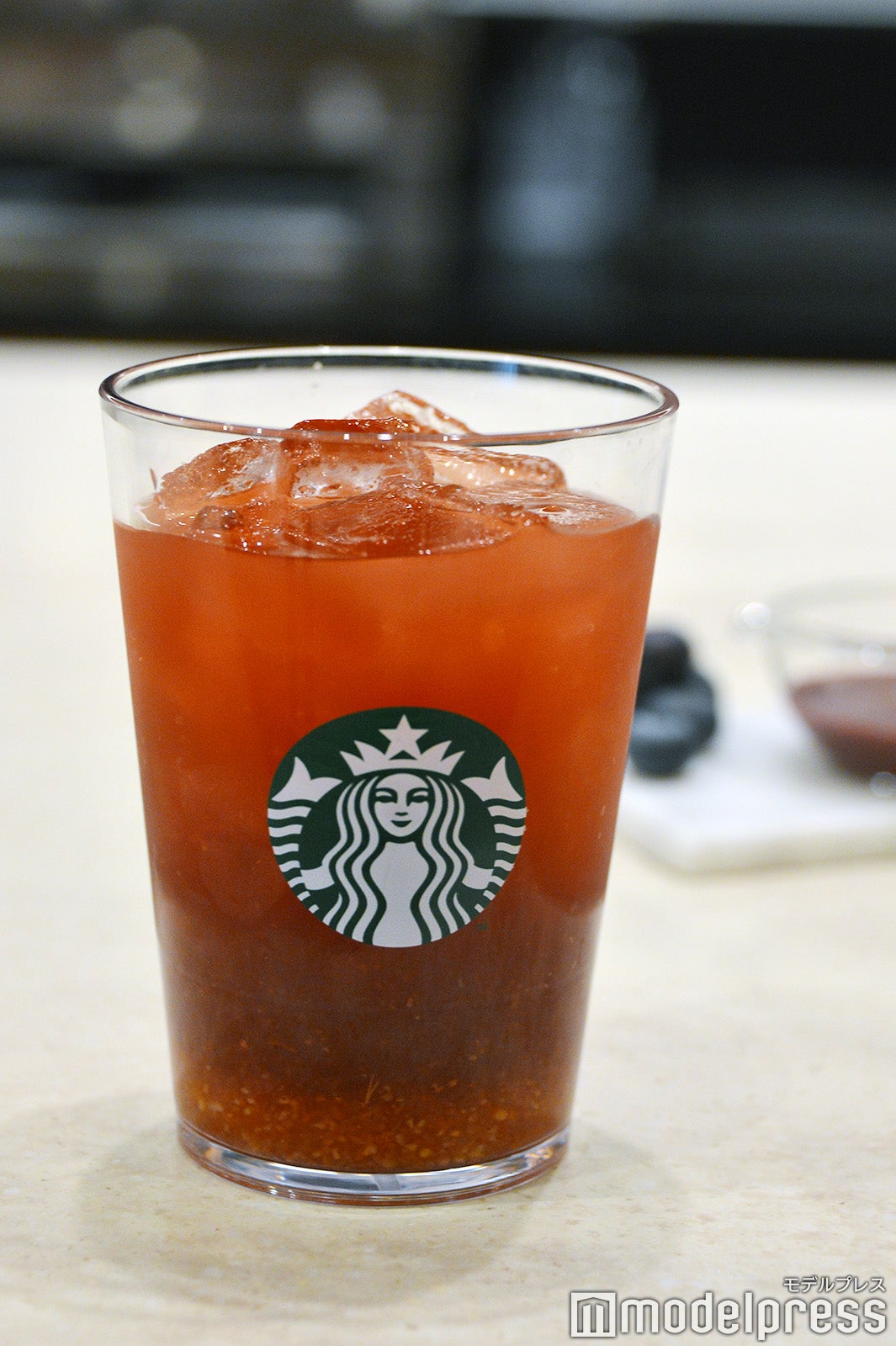 アサイー ベリー ゆず シトラス ＆ ティー（C）モデルプレス