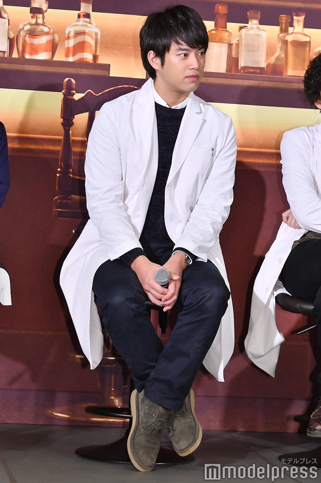 三浦貴大／「神酒クリニックで乾杯を」（C）モデルプレス