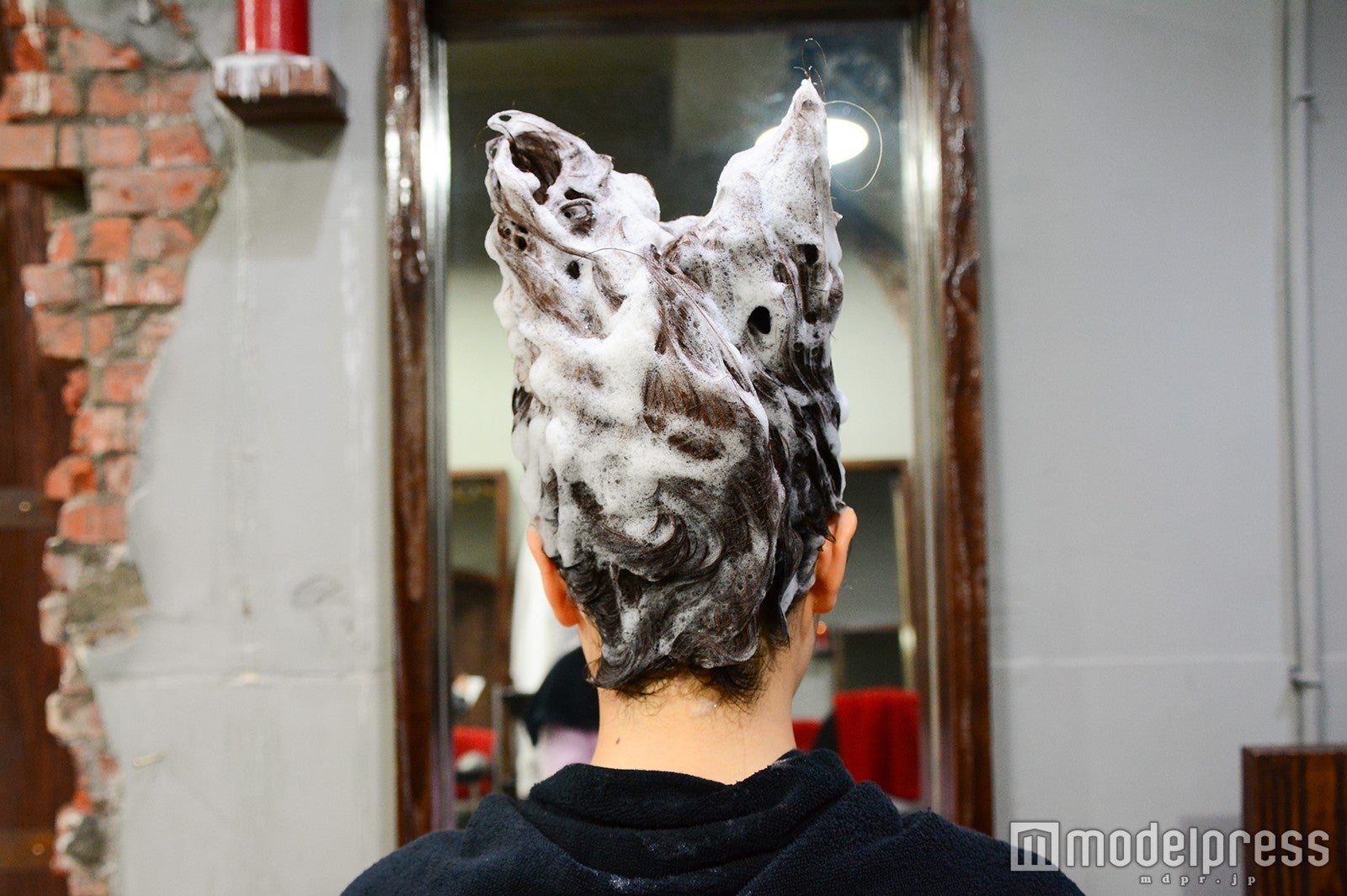 猫の髪型に（C）モデルプレス