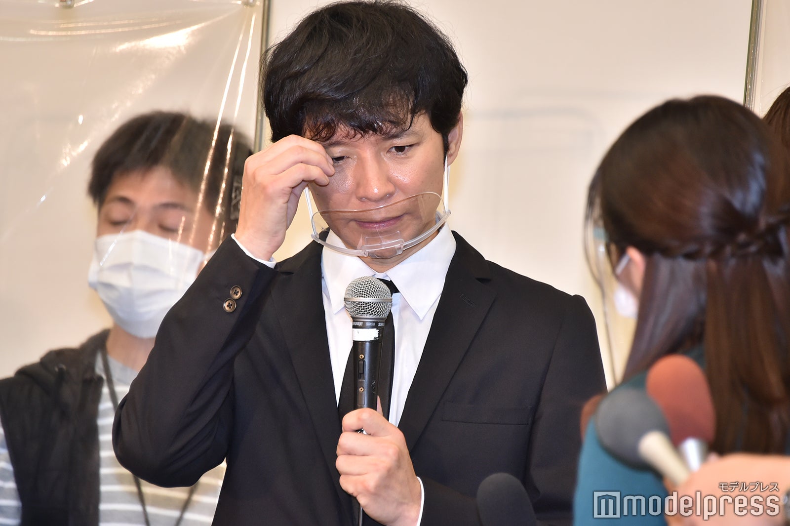 渡部建謝罪会見 （C）モデルプレス