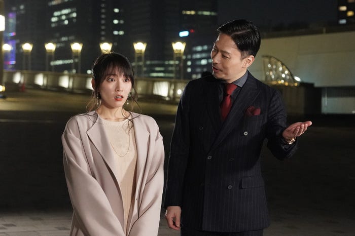 吉岡里帆、坂東工「レンアイ漫画家」第4話より(C)フジテレビ