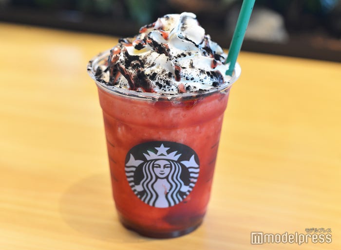 「ハロウィン レッド ナイト フラぺチーノ」(C)モデルプレス