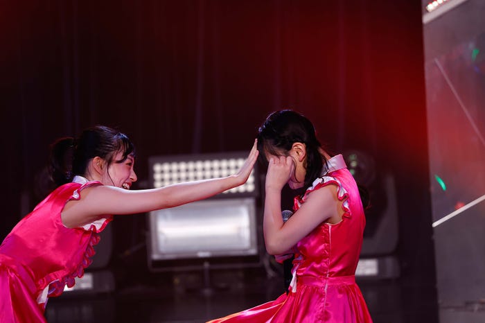 HKT48「HKT48劇場 10周年記念特別公演」(C)Mercury