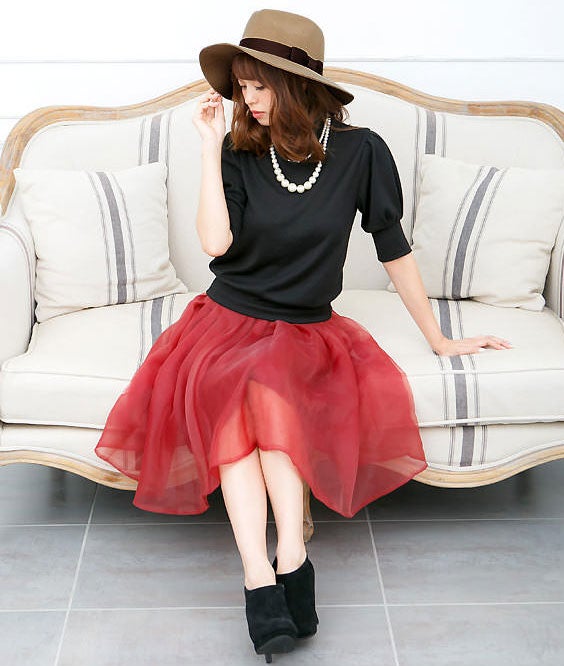 リボン付中折れつば広ハット「神戸レタス」2490円（税込）／画像提供：神戸レタス