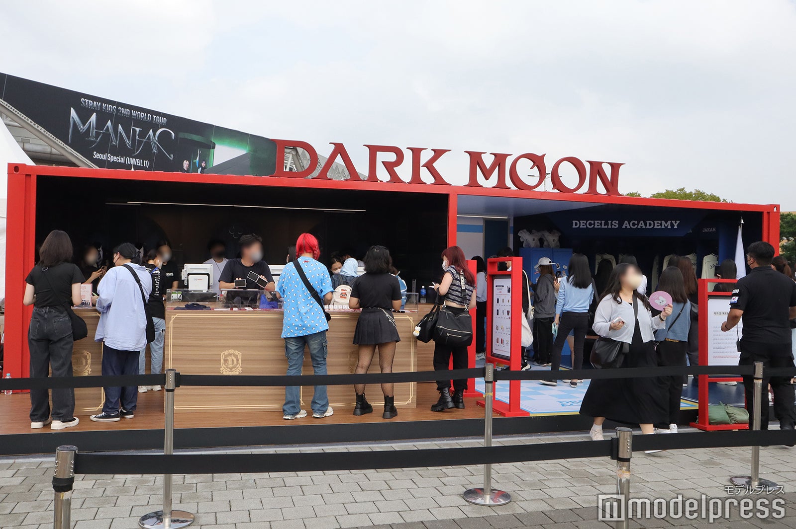 ウェブトゥーン「DARK MOON」のポップアップブース （C）モデルプレス